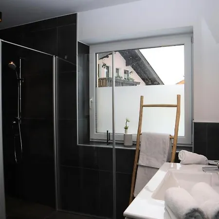 In Bramberg Near Cable Car برامبرغ ام ويلدكوغه